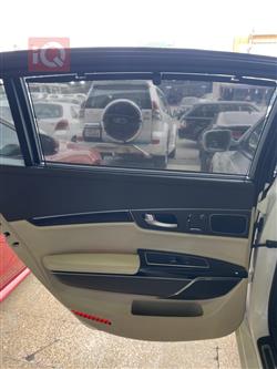 Kia Quoris
